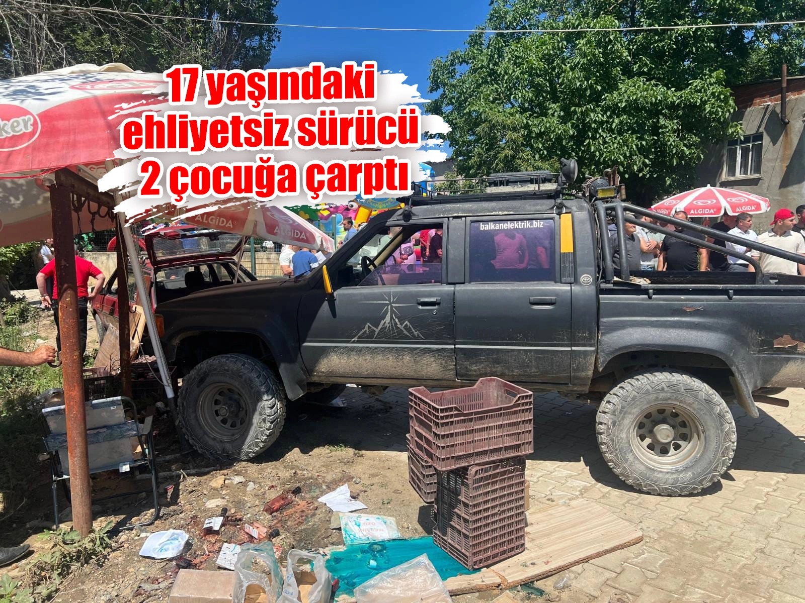 17 yaşındaki ehliyetsiz sürücü 2 çocuğa çarptı