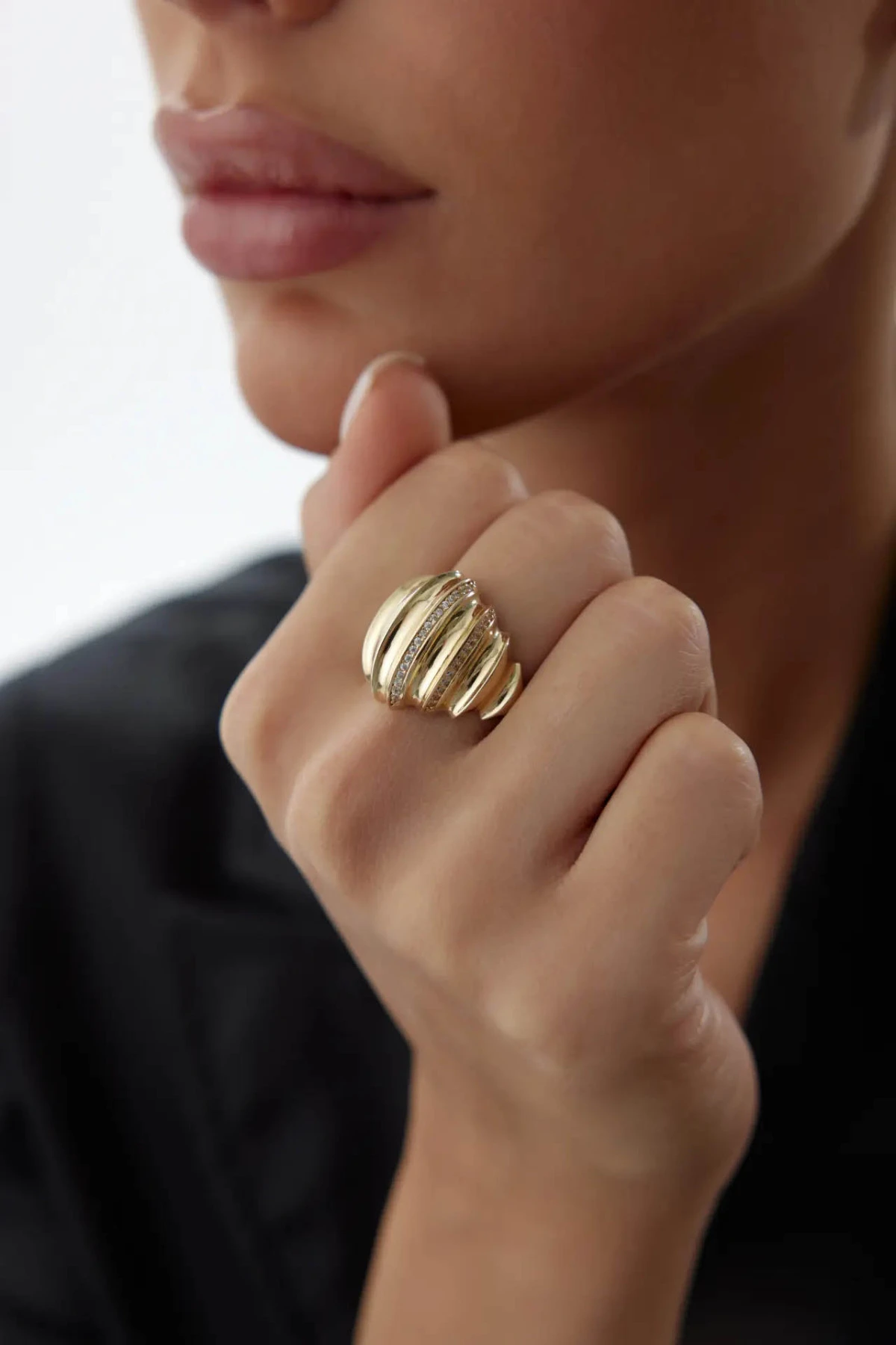 Ador Gold: Üç Kuşaklık Sanatın Modern Yansıması