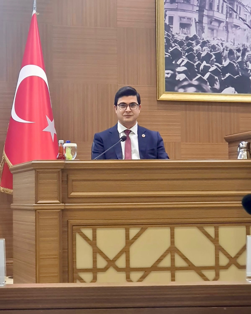 Armağan Elçin’den Başkan Karabatı’ya eleştiri yağmuru