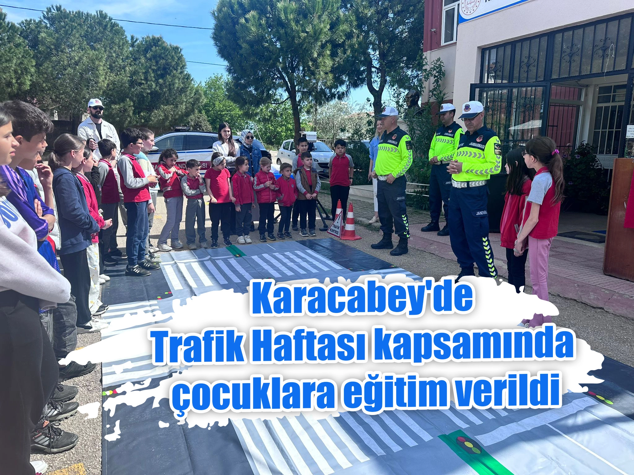 Karacabey'de Trafik Haftası kapsamında çocuklara eğitim verildi